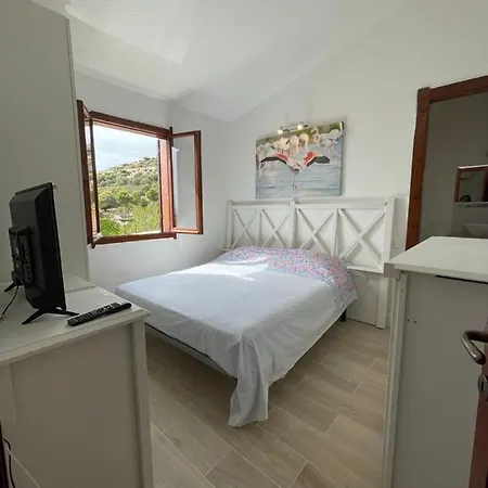 Hébergement de vacances Azzurra Kal'è Moru *