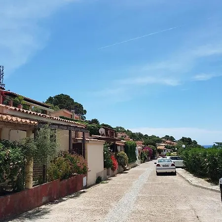 Azzurra Kal'e Moru 杰若米斯